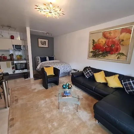 Appartement Elegant And Quiet